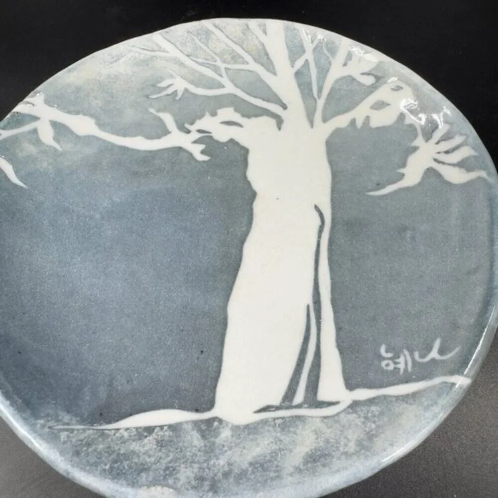 Vintage Oriental Hand Made Studio Pottery Dish Plate Tree Scene Artist‎ Signed